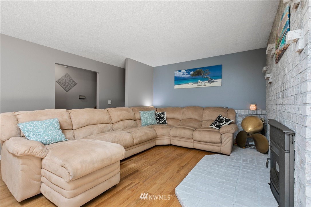 10720 Ridge Rim Trail Southeast Port Orchard, WA 98367 - Photo 10 of 38 Gallery Image 10