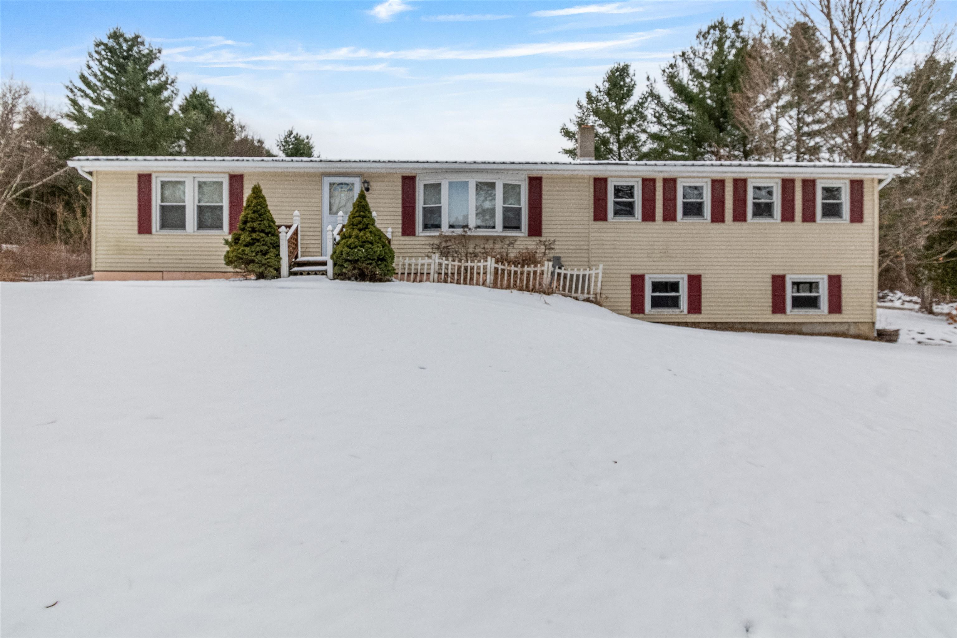 60 Cobble Hill Road Milton, VT 05468 - Photo 2 of 35