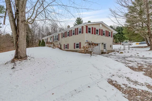 $320,000 | 60 Cobble Hill Road, Milton, VT 05468