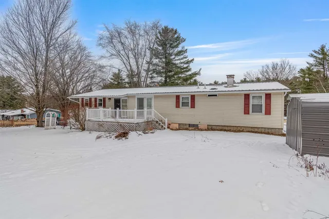 $320,000 | 60 Cobble Hill Road, Milton, VT 05468