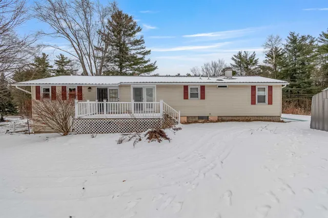 $320,000 | 60 Cobble Hill Road, Milton, VT 05468
