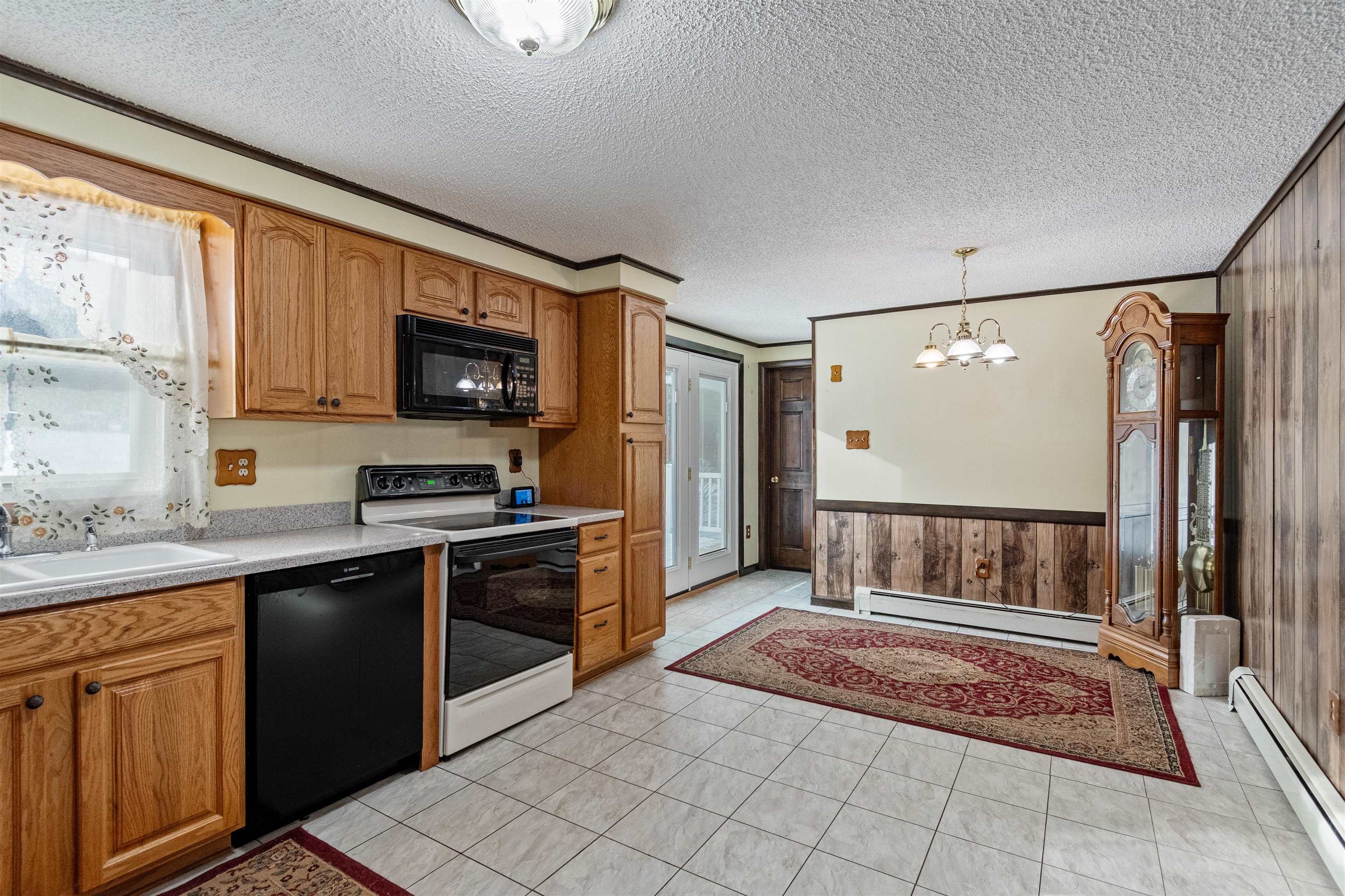 60 Cobble Hill Road Milton, VT 05468 - Photo 5 of 35