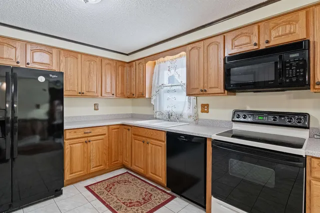 $320,000 | 60 Cobble Hill Road, Milton, VT 05468