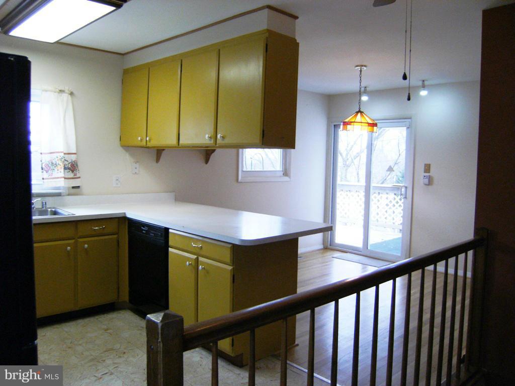 3317 Old Annapolis Road Laurel, MD 20724 - Photo 12 of 30 Kitchen