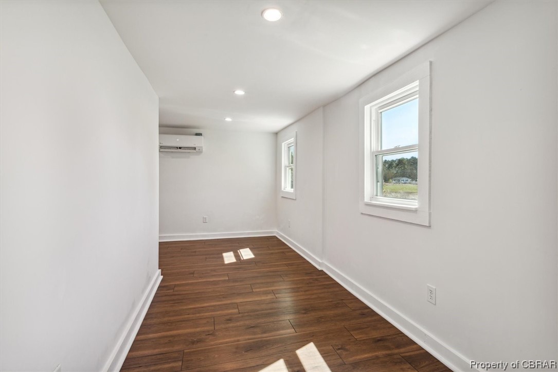 2381 Jenkins Neck Road Hayes, VA 23072 - Photo 21 of 40