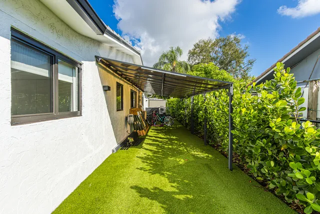 $2,875,000 | 1049 West Palmetto Park Road, Boca Raton, FL 33486