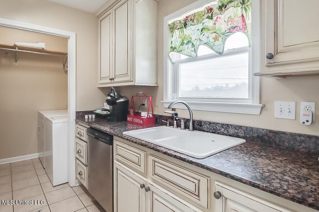 5076 Utah Street Bay St. Louis, MS 39520 - Photo 11 of 28 184072_8