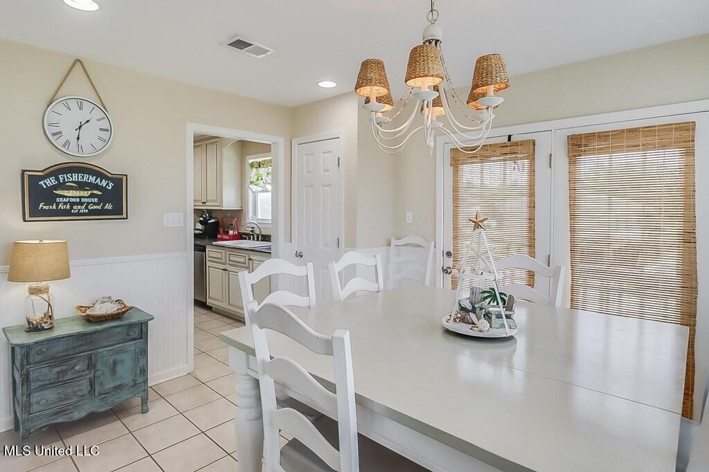 5076 Utah Street Bay St. Louis, MS 39520 - Photo 10 of 28 184072_7