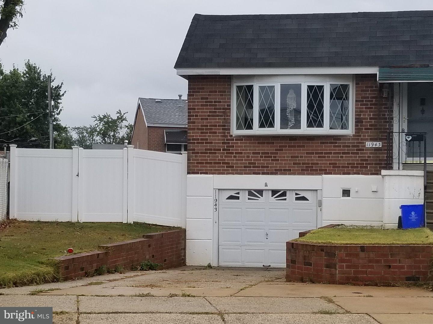 11943 Covert Road Philadelphia, PA 19154 - Photo 1 of 25 Front Yard