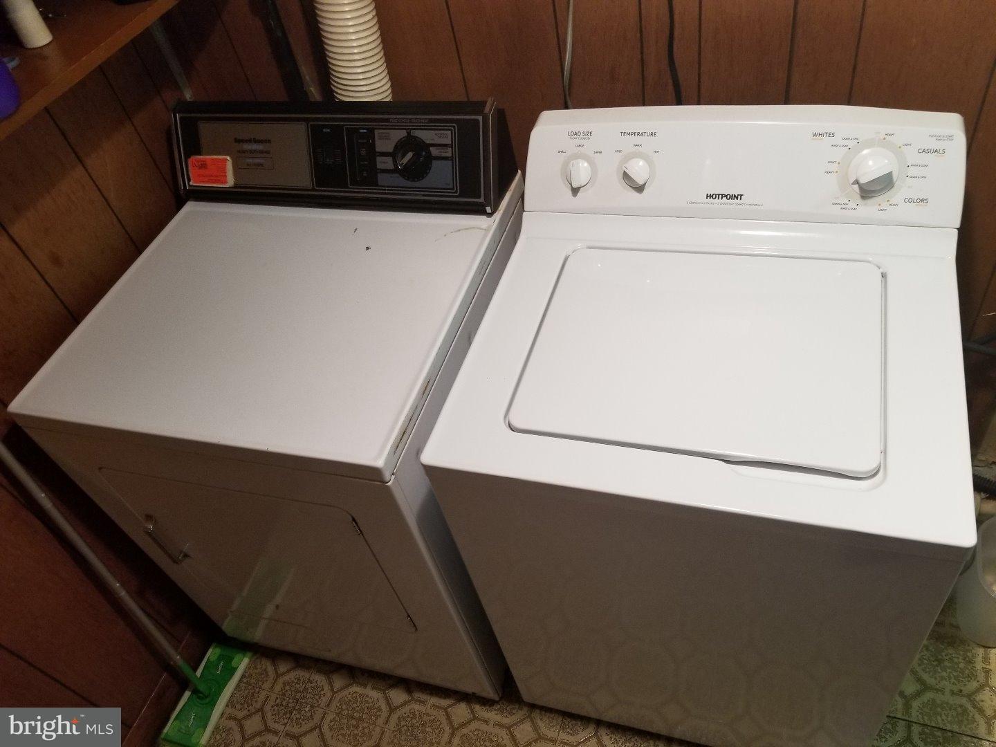 11943 Covert Road Philadelphia, PA 19154 - Photo 23 of 25 Laundry Room