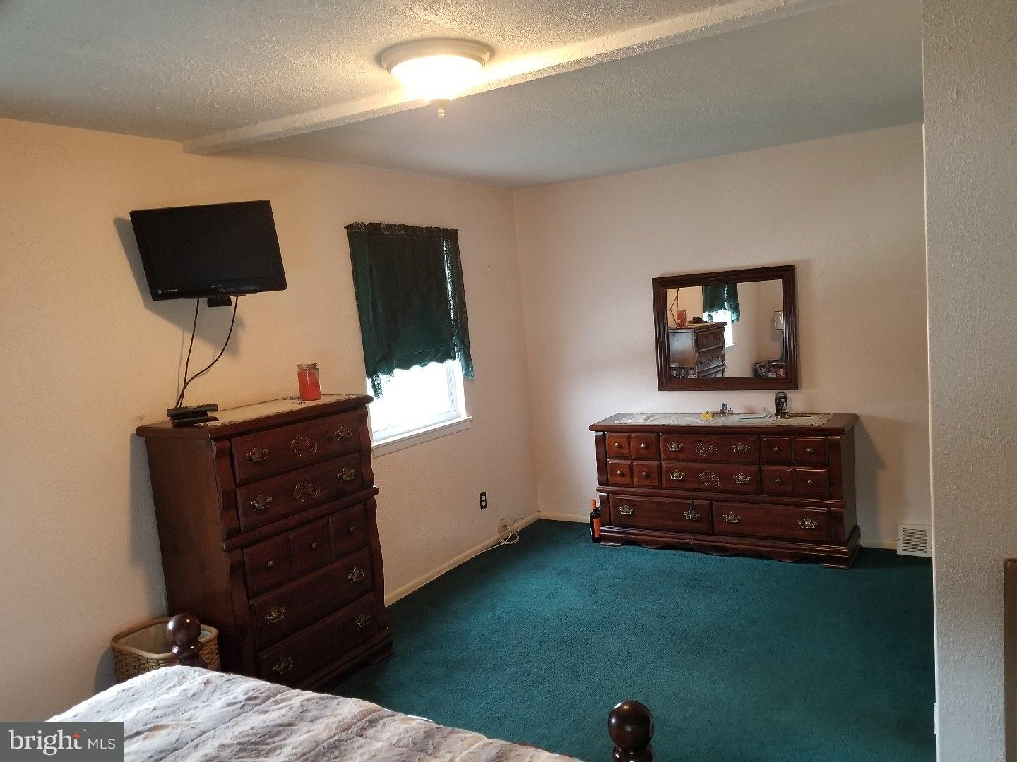 11943 Covert Road Philadelphia, PA 19154 - Photo 8 of 25 Bedroom - Main