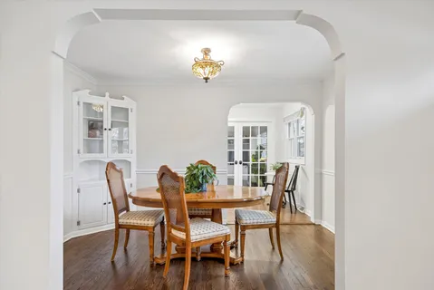 $550,000 | 927 North Haddow Avenue, Arlington Heights, IL 60004