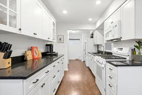 $550,000 | 927 North Haddow Avenue, Arlington Heights, IL 60004