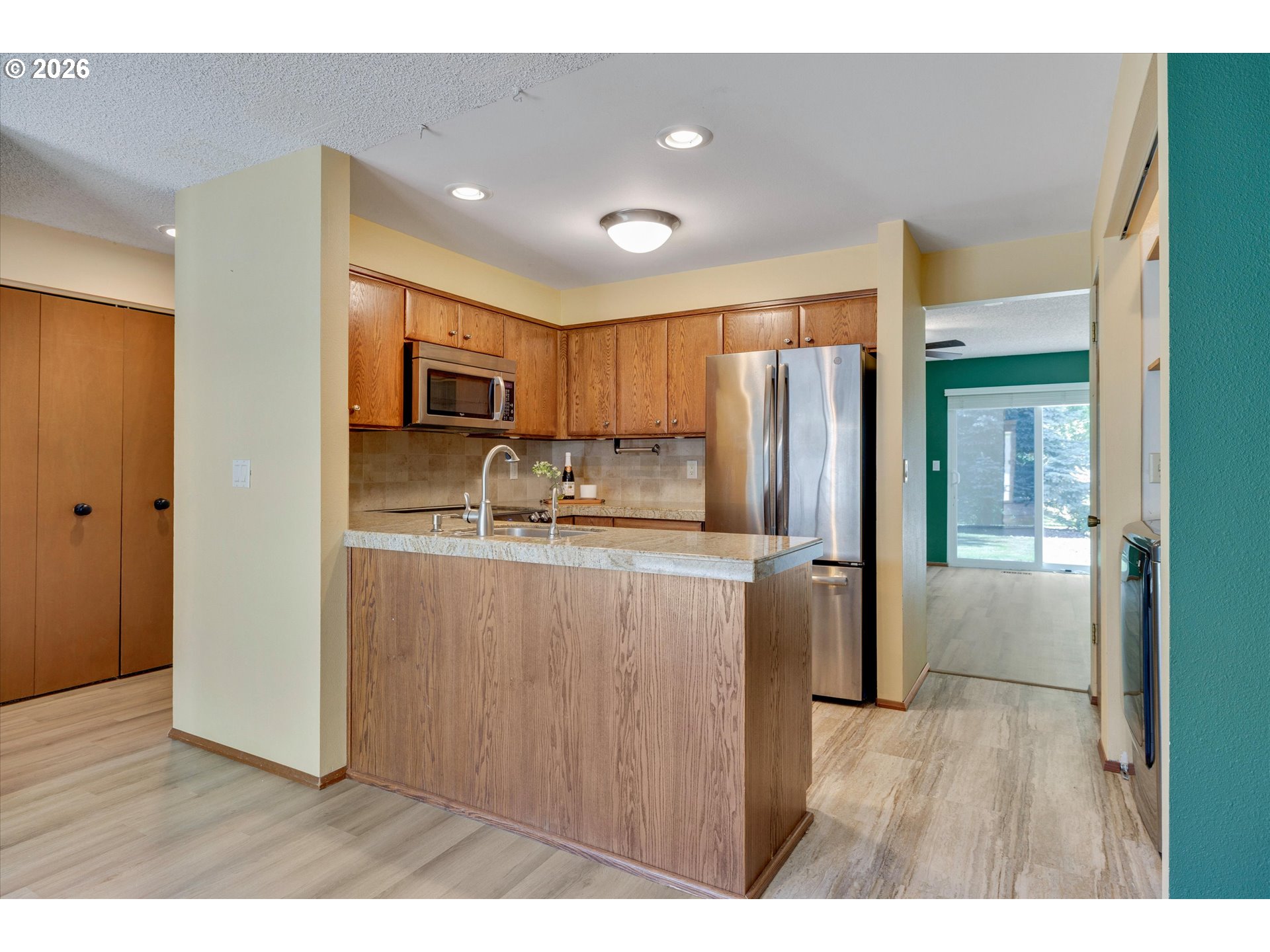12980 Southwest 5th Street Beaverton, OR 97005 - Photo 17 of 48 Kitchen