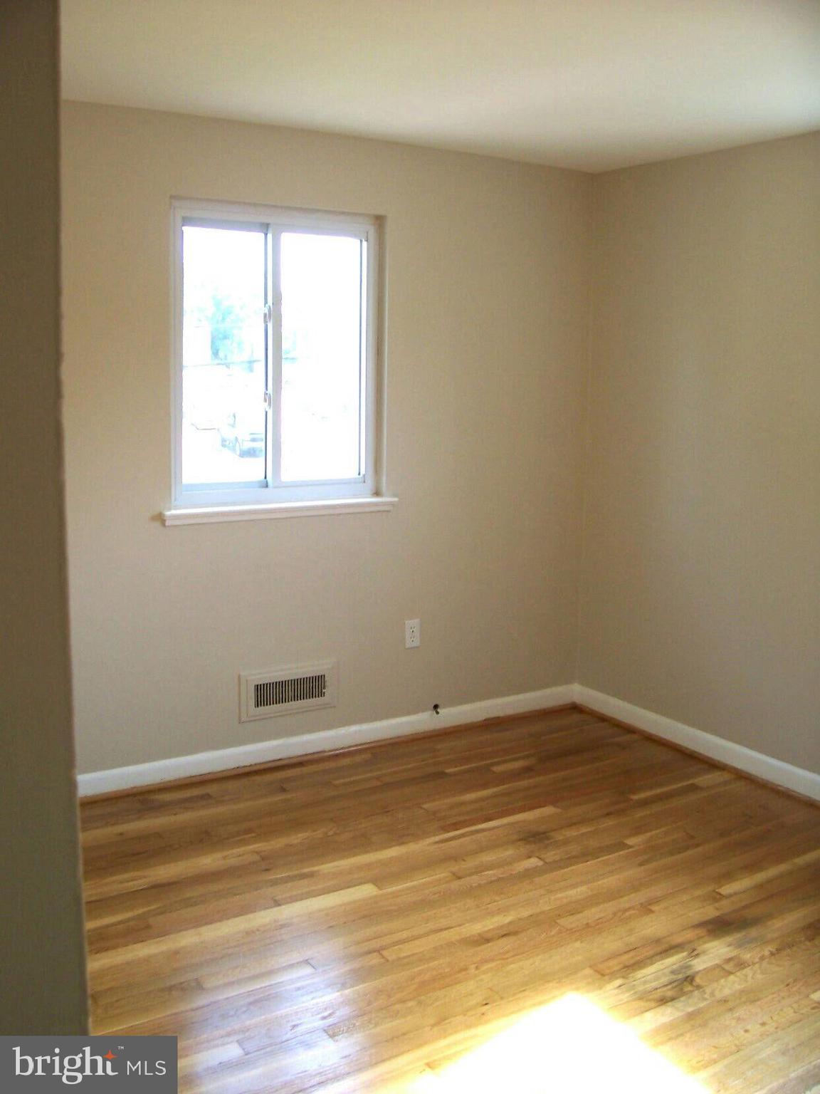 4800 Melbourne Road Baltimore, MD 21229 - Photo 11 of 19