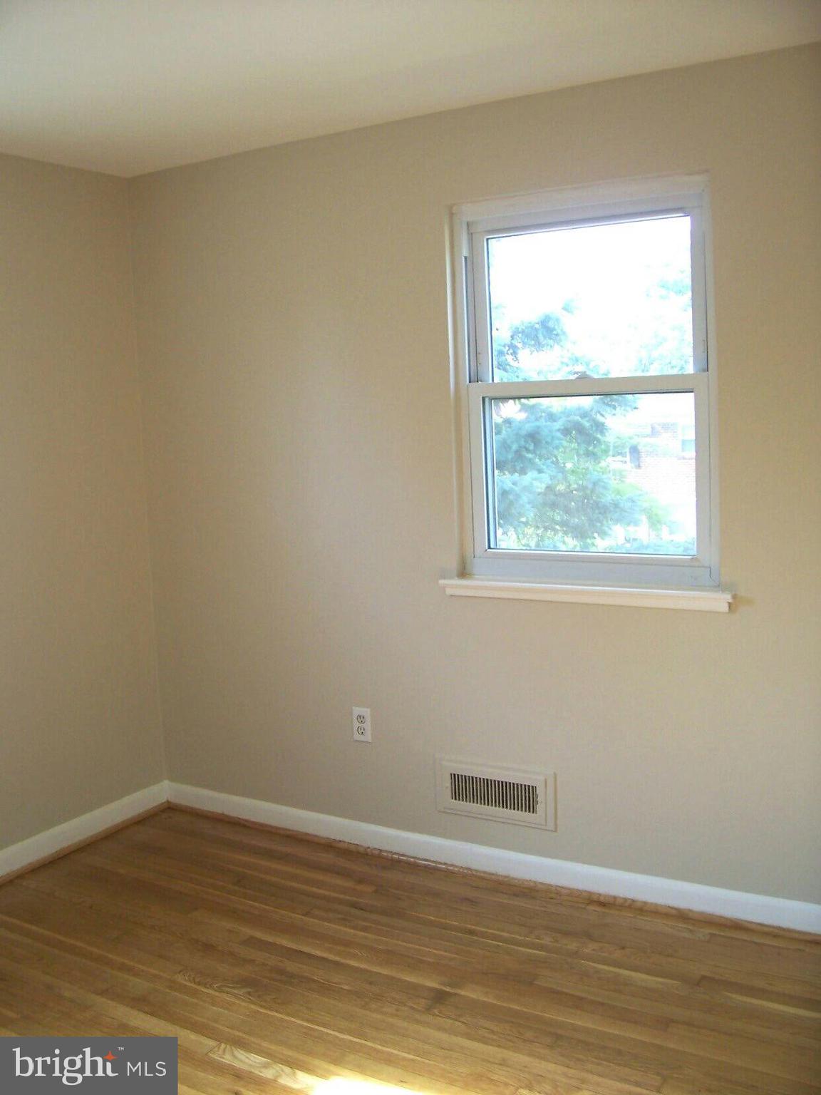 4800 Melbourne Road Baltimore, MD 21229 - Photo 8 of 19