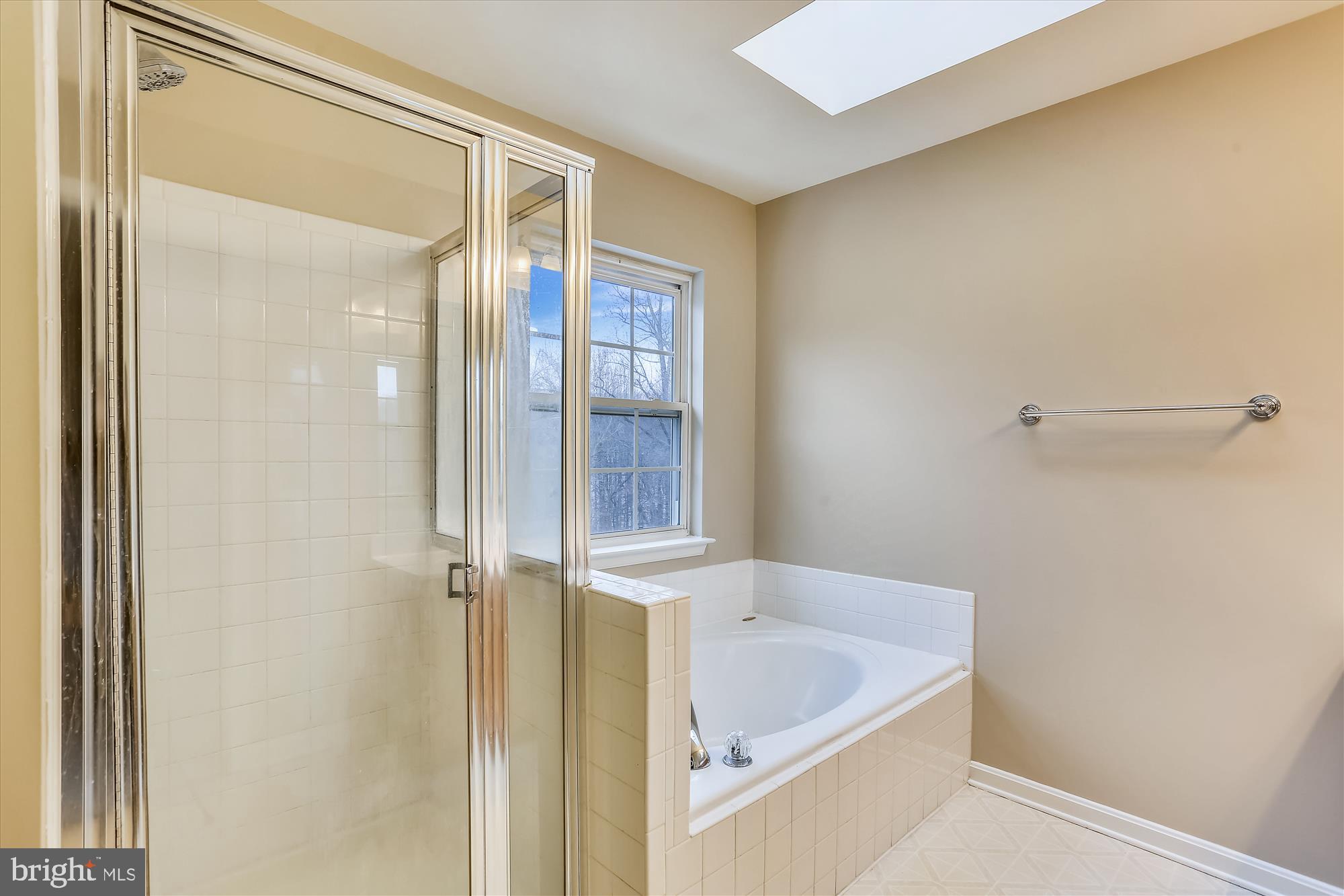 13365 Rushing Water Way Germantown, MD 20874 - Photo 17 of 36 Primary bath with soaking tub and shower