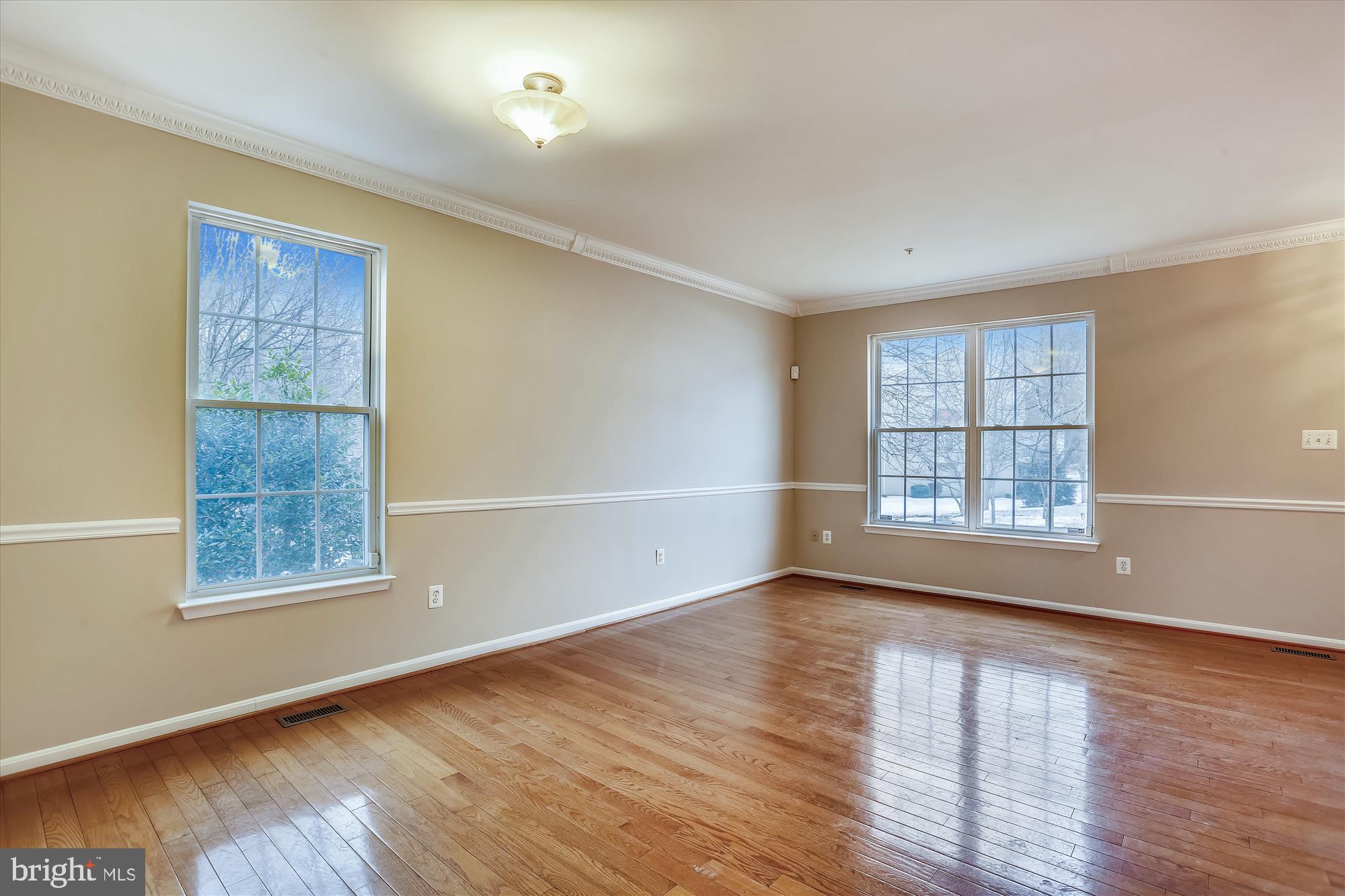 13365 Rushing Water Way Germantown, MD 20874 - Photo 5 of 36 Gorgeous hardwoods in living room
