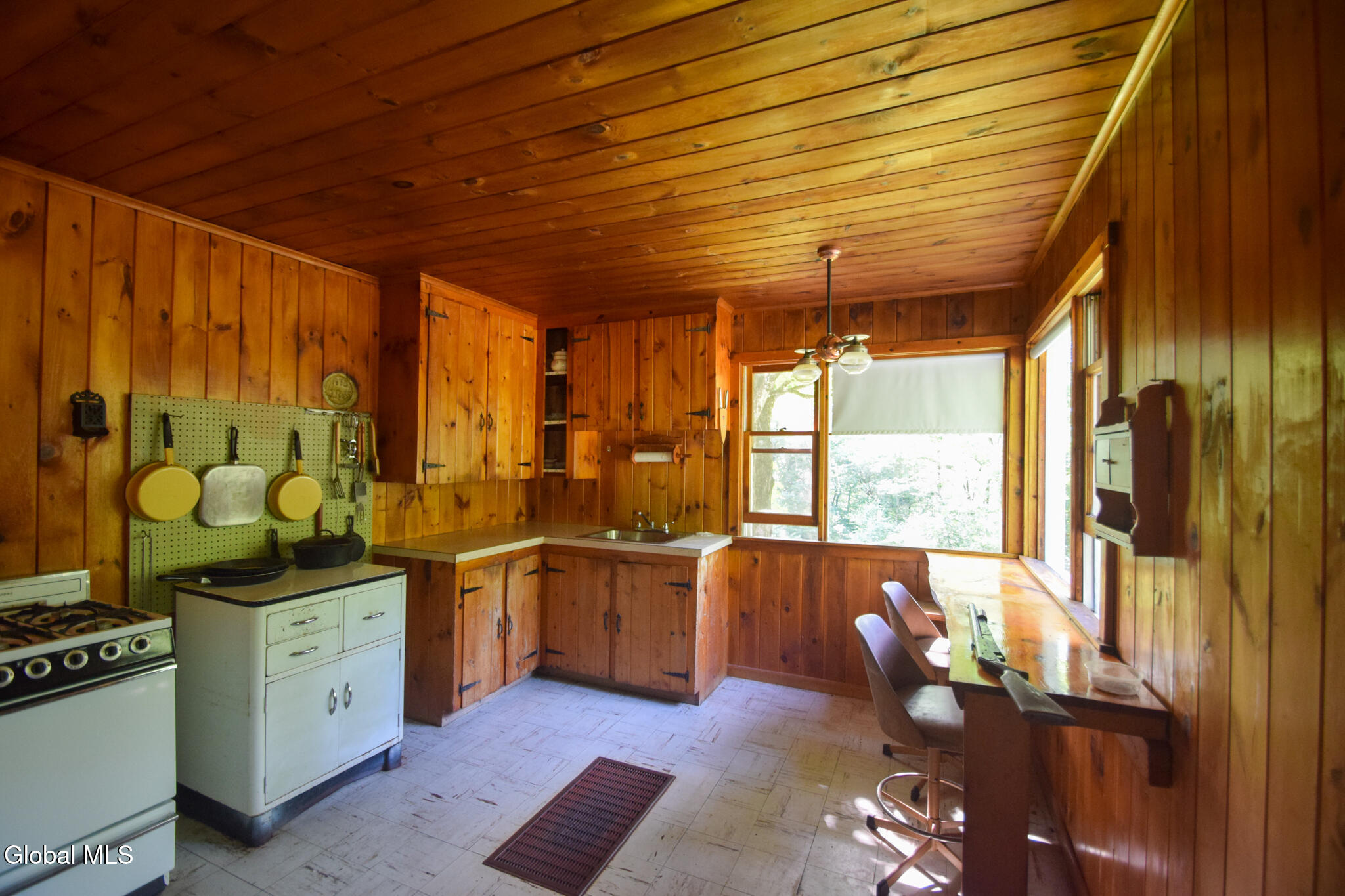 327 Wardsboro Road Hague, NY 12836 - Photo 5 of 34 DSC_0049 (2)