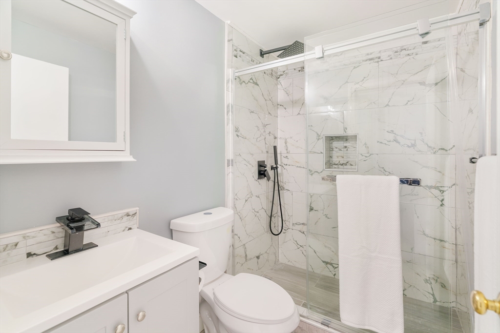8 Victoria Heights Road, Unit 8 Boston, MA 02136 - Photo 14 of 29 Gallery Image 14