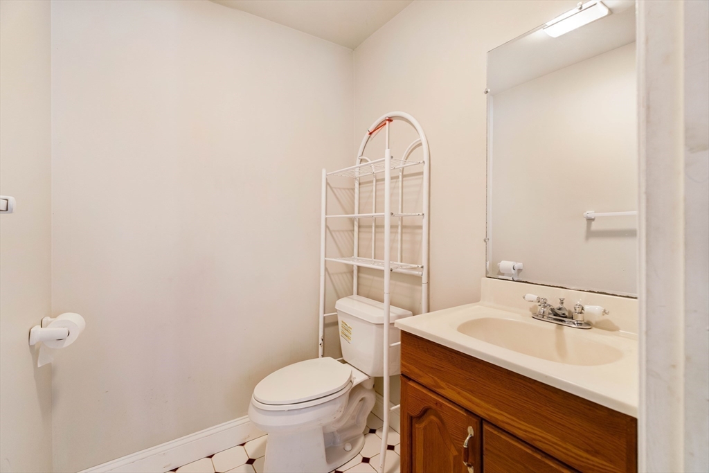 8 Victoria Heights Road, Unit 8 Boston, MA 02136 - Photo 24 of 29 Gallery Image 24