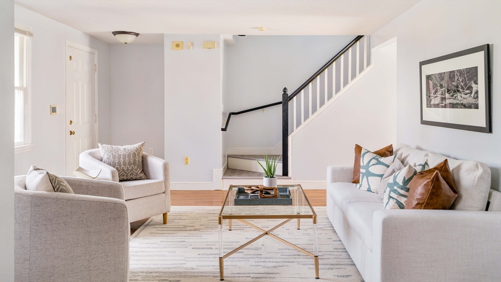 8 Victoria Heights Road, Unit 8 Boston, MA 02136 - Photo 3 of 29 Gallery Image 3