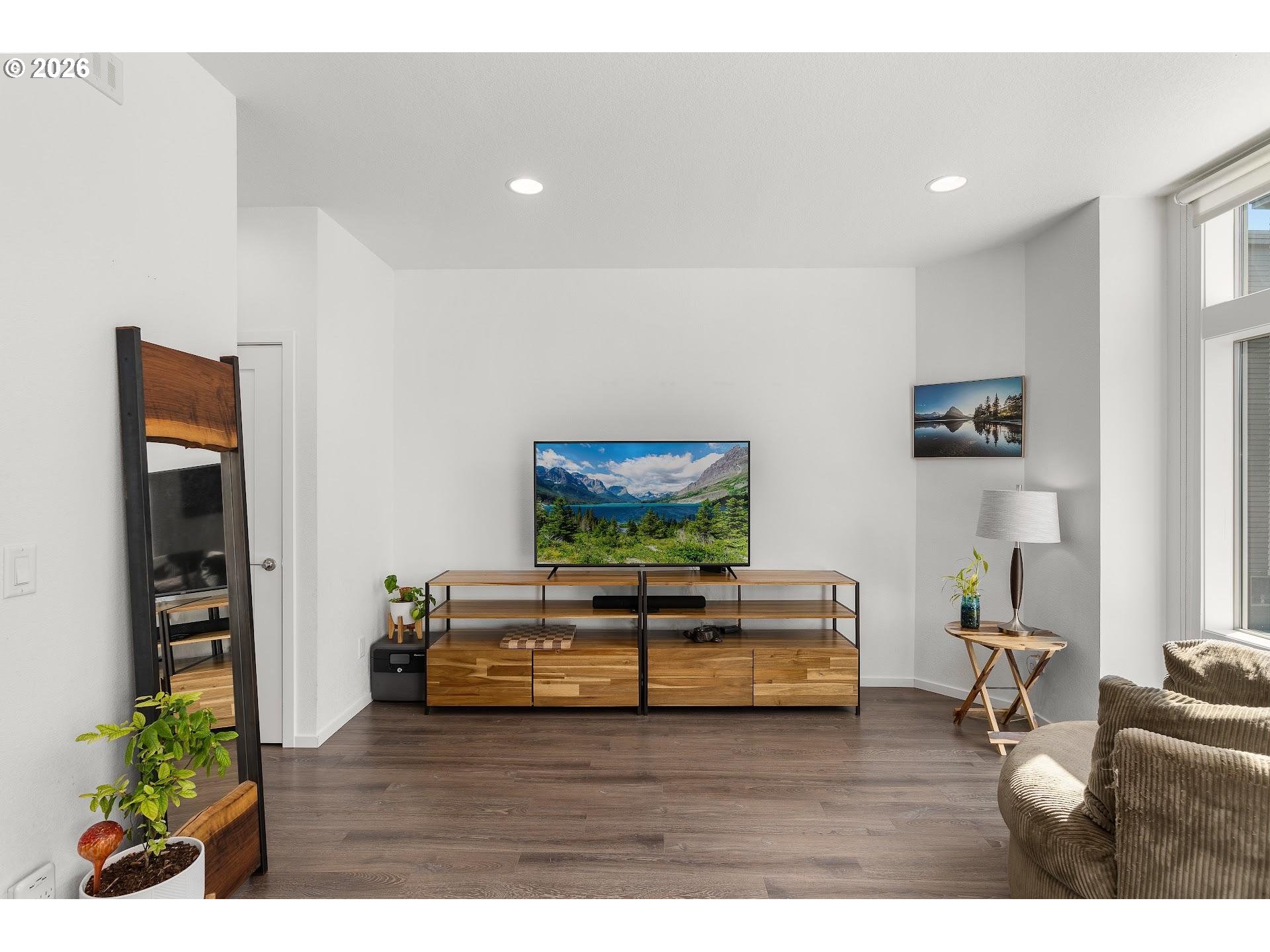 1235 North Morgan Street Portland, OR 97217 - Photo 6 of 25