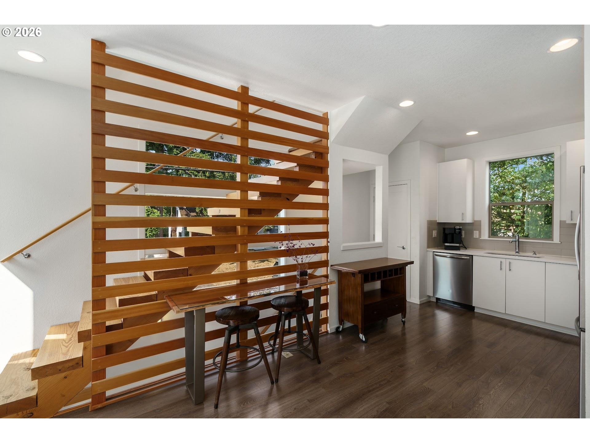 1235 North Morgan Street Portland, OR 97217 - Photo 9 of 25