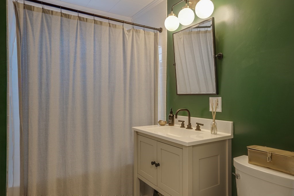11 Norman Road North Andover, MA 01845 - Photo 24 of 35