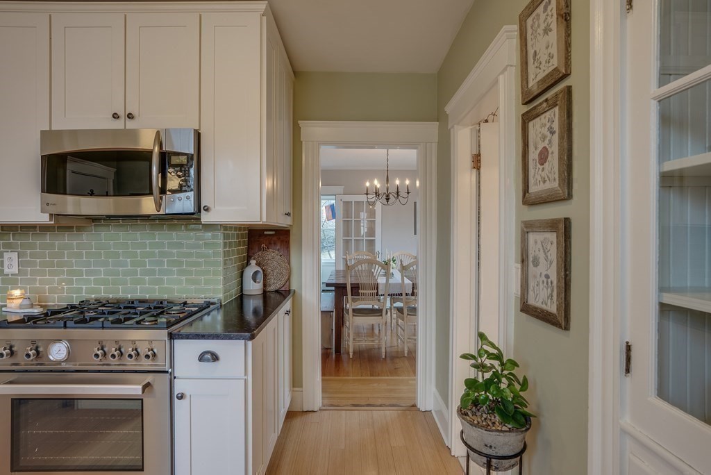 11 Norman Road North Andover, MA 01845 - Photo 7 of 35