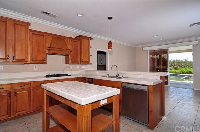 32263 Vía Bejarano Temecula, CA 92592 - Photo 9 of 30