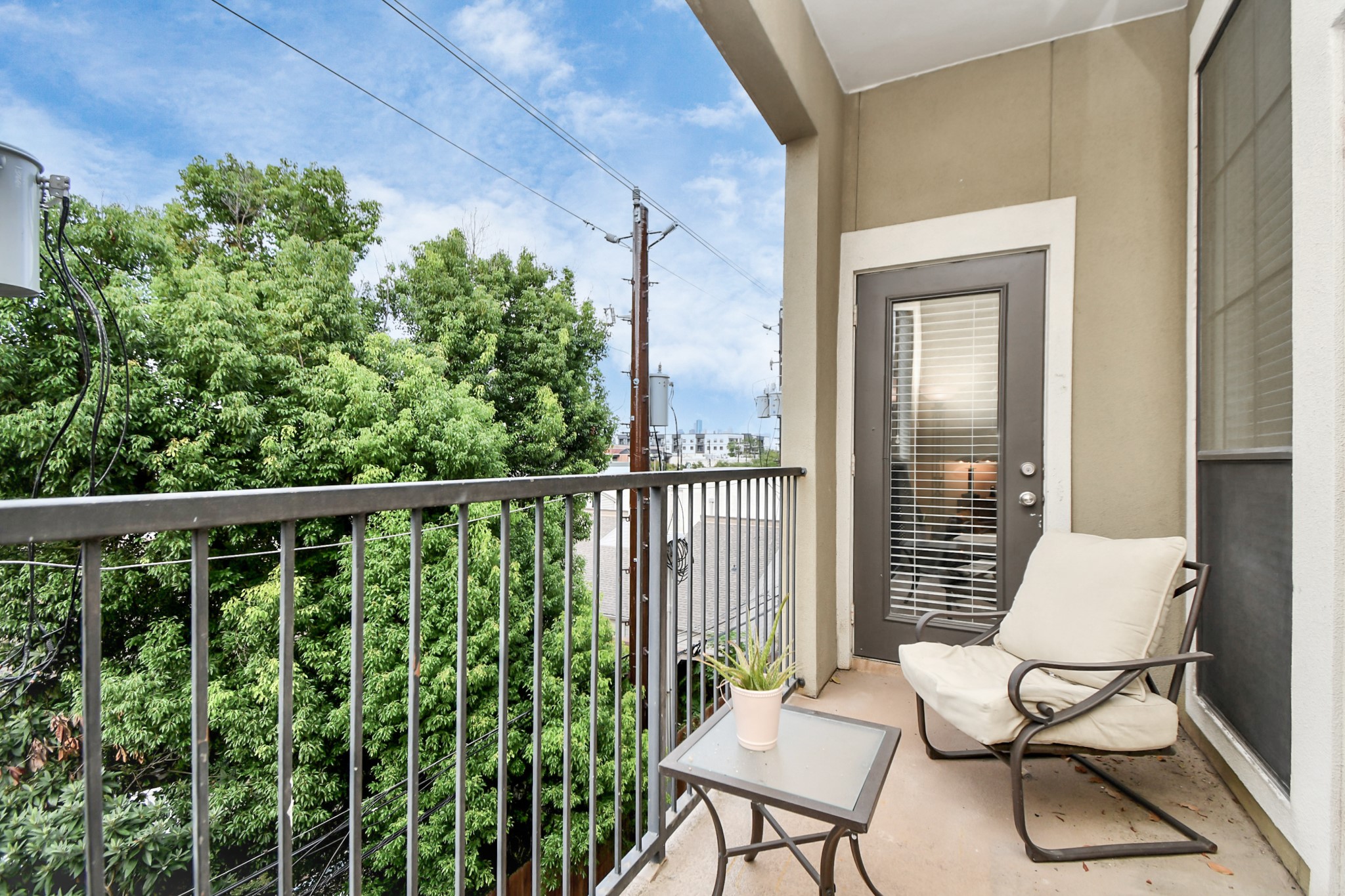 2120 Kipling Street, Unit 306 Houston, TX 77098 - Photo 15 of 31 Private balcony