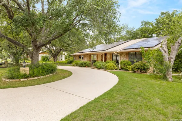 $314,500 | 225 Hilltop Drive, Seguin, TX 78155
