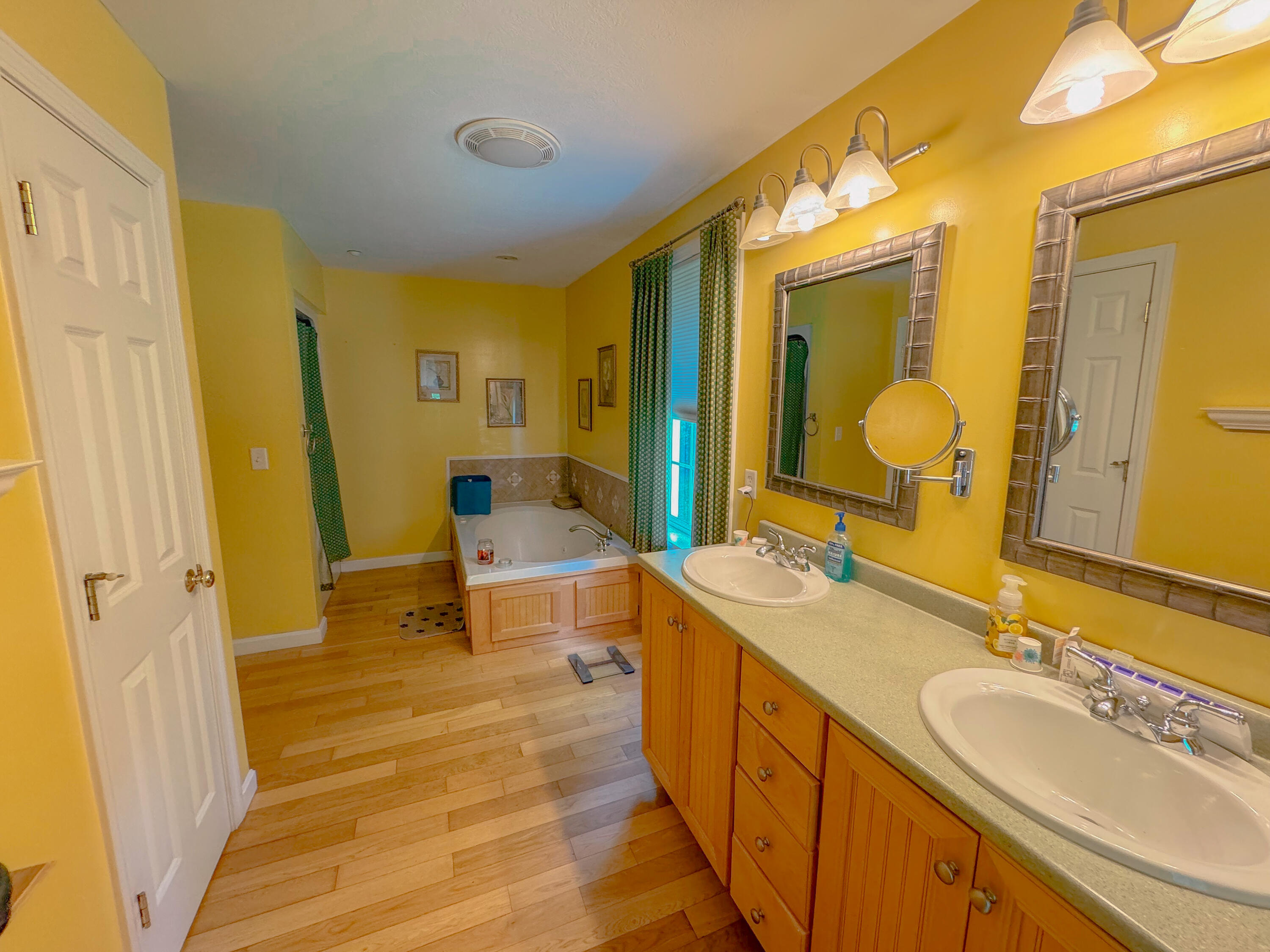 12 Doe Mdw Lane Springvale, ME 04083 - Photo 35 of 43 Ensuite Bed/Bath