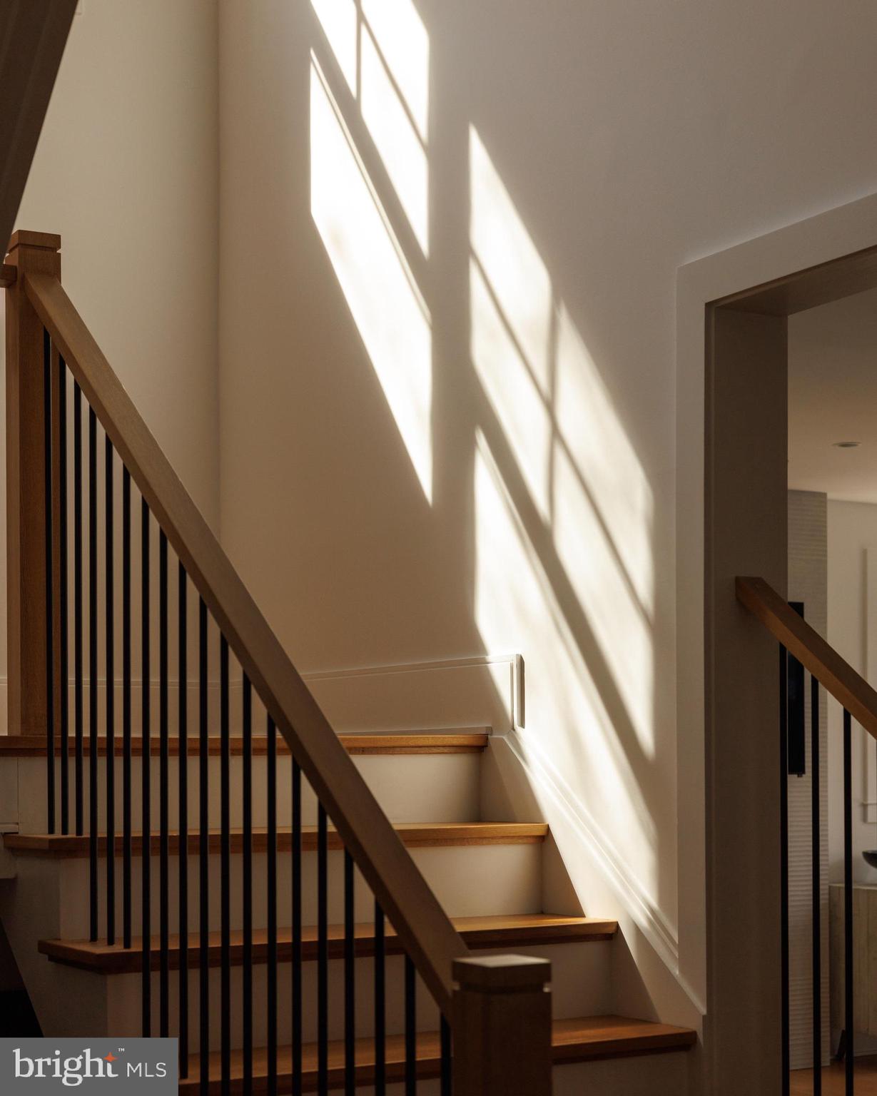 7208 Ridgewood Avenue Chevy Chase, MD 20815 - Photo 40 of 50 a view of entryway