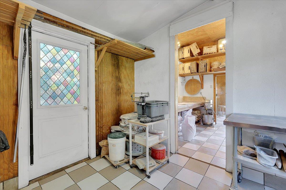 9735 Stackhouse Lane Oregon House, CA 95962 - Photo 59 of 98