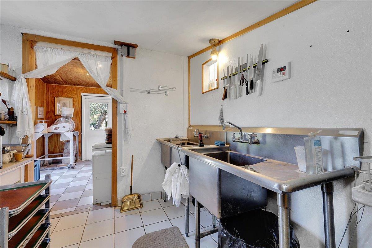 9735 Stackhouse Lane Oregon House, CA 95962 - Photo 64 of 98