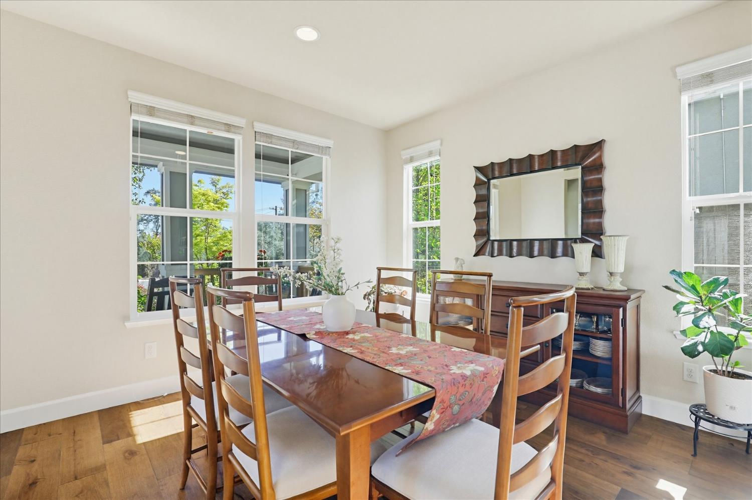 21590 Cascade Crossing Road Grass Valley, CA 95949 - Photo 18 of 94
