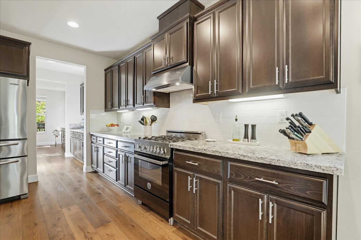 21590 Cascade Crossing Road Grass Valley, CA 95949 - Photo 26 of 94
