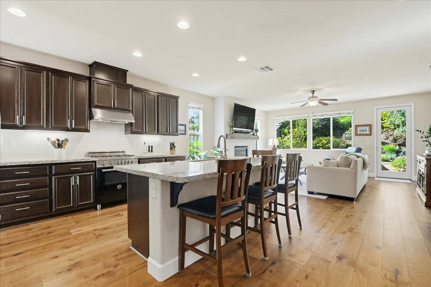 21590 Cascade Crossing Road Grass Valley, CA 95949 - Photo 4 of 94