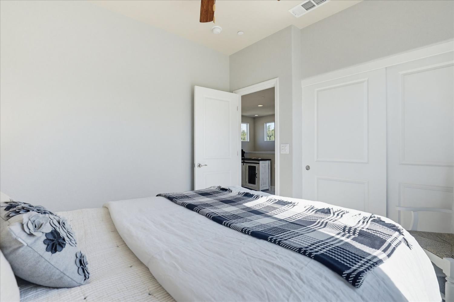 21590 Cascade Crossing Road Grass Valley, CA 95949 - Photo 43 of 94