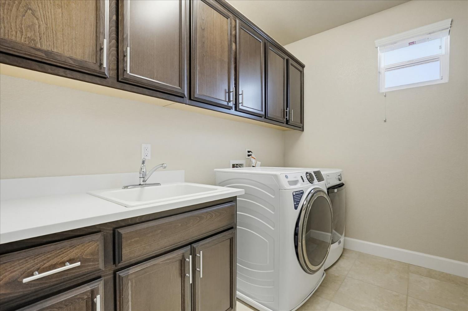 21590 Cascade Crossing Road Grass Valley, CA 95949 - Photo 45 of 94