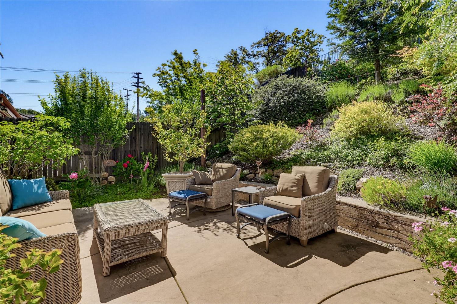 21590 Cascade Crossing Road Grass Valley, CA 95949 - Photo 54 of 94