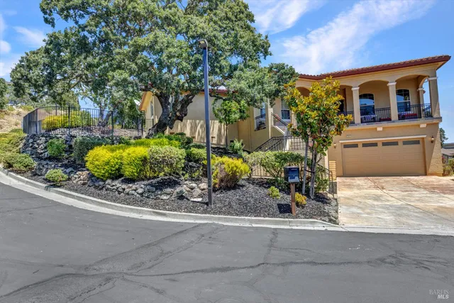 $949,000 | 382 Knoll Drive, Fairfield, CA 94534