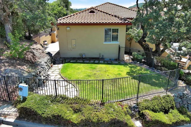 $949,000 | 382 Knoll Drive, Fairfield, CA 94534