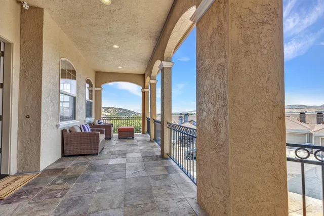 $949,000 | 382 Knoll Drive, Fairfield, CA 94534