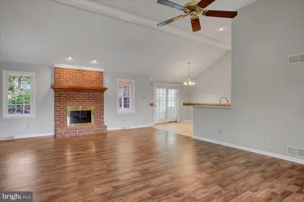 $2,900 | 6929 Fairway Oaks, Fayetteville, PA 17222