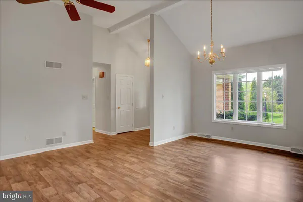 $2,900 | 6929 Fairway Oaks, Fayetteville, PA 17222