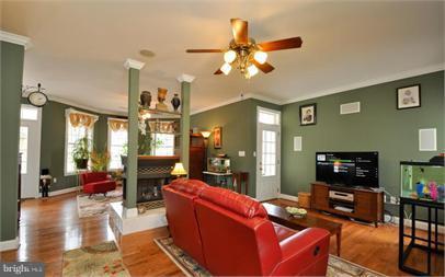 202 Azalea Road Colonial Beach, VA 22443 - Photo 6 of 24 Family Room