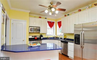 202 Azalea Road Colonial Beach, VA 22443 - Photo 8 of 24 Kitchen